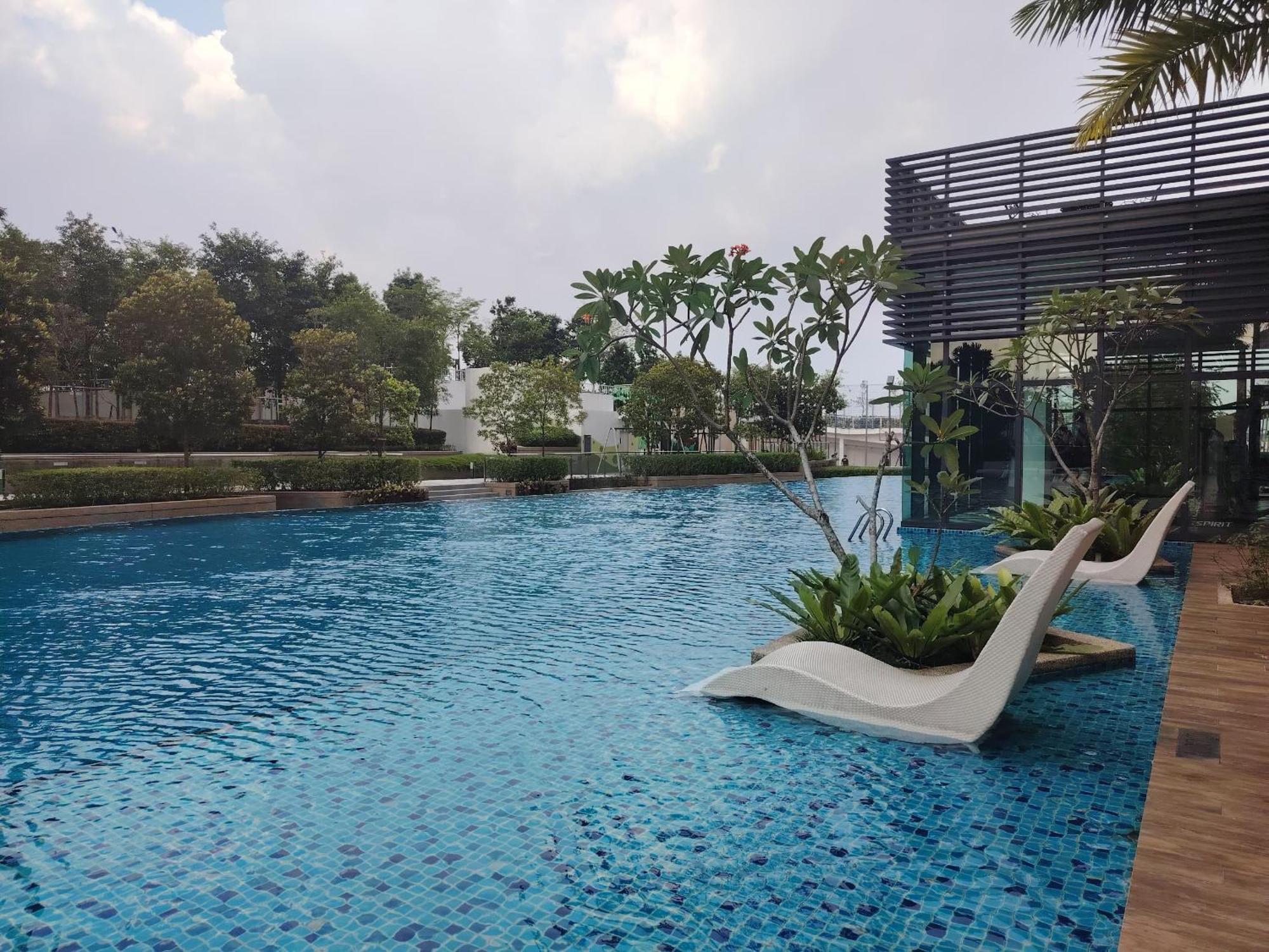 Greenfield Residence With Amazing Pool View And High-Speed Wi-Fi Petaling Jaya Exterior foto