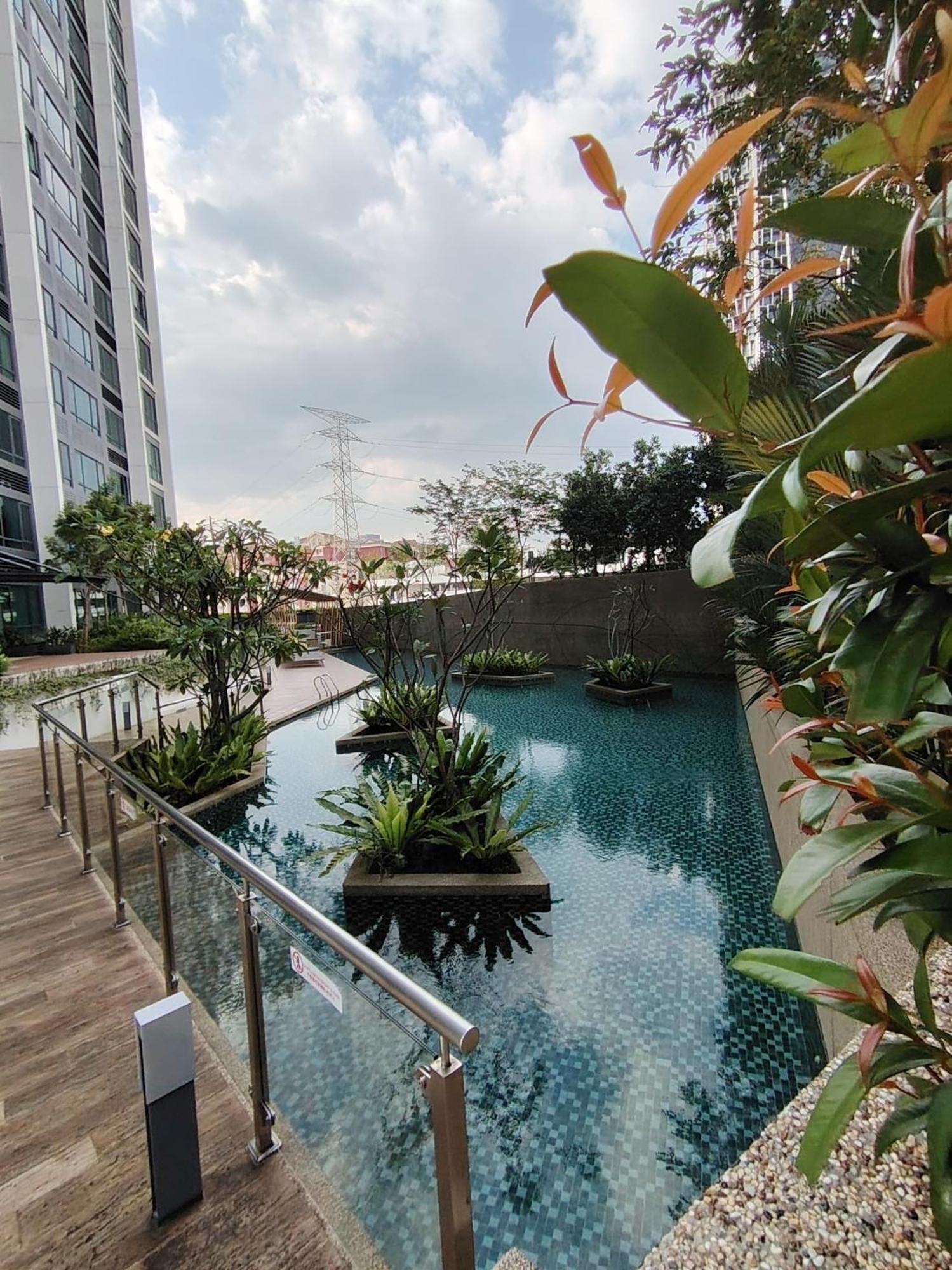 Greenfield Residence With Amazing Pool View And High-Speed Wi-Fi Petaling Jaya Exterior foto